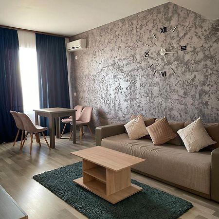 Apartament Bulevard - Summerland Mamaia Buitenkant foto